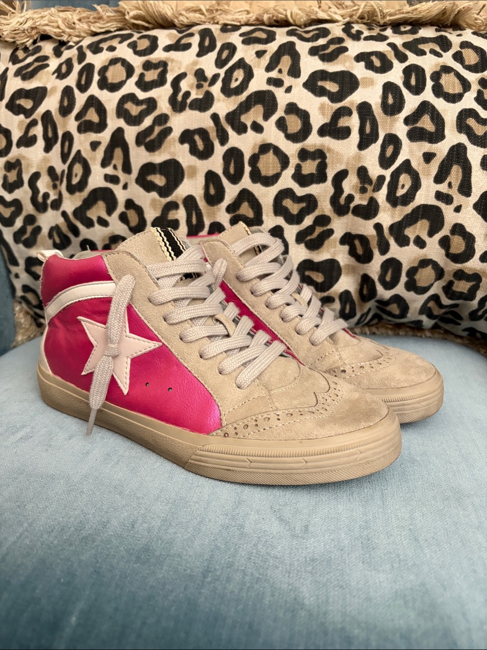 ShuShop Paulina Beige Suede High-Top Sneakers with Pink Panel